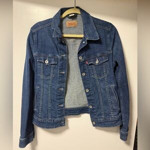 Levi's Classic Blue Jean Jacket - Medium